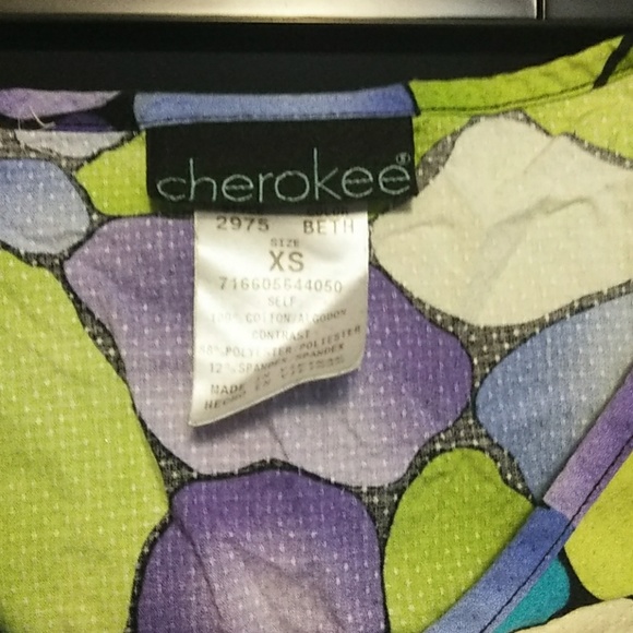 Scrub set - Picture 3 of 3